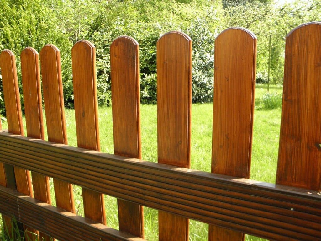 Garden Fence Fence Wood Fence  - HolgersFotografie / Pixabay